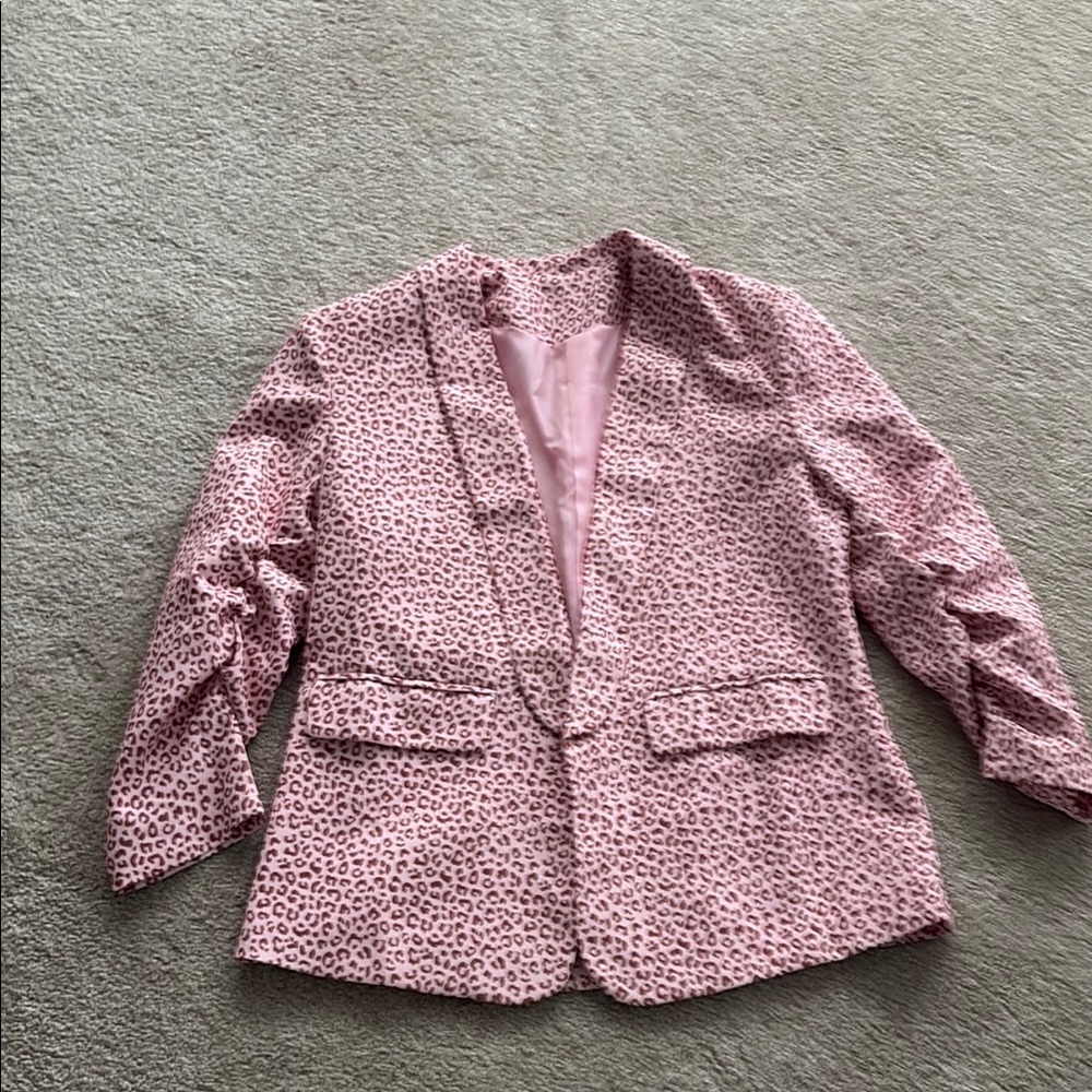 Pink Leopard Print Women's Blazer